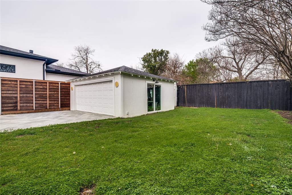 4419 Sexton Lane Dallas, TX 75229 - Photo 34 of 37