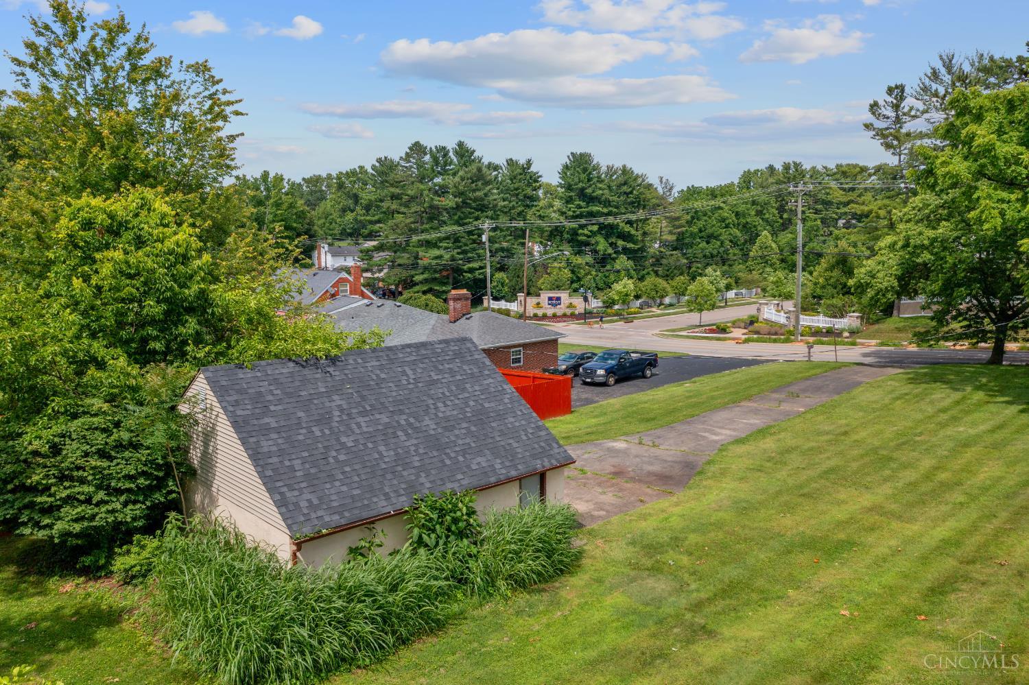 10561 Plainfield Road Cincinnati, OH 45241 - Photo 20 of 20