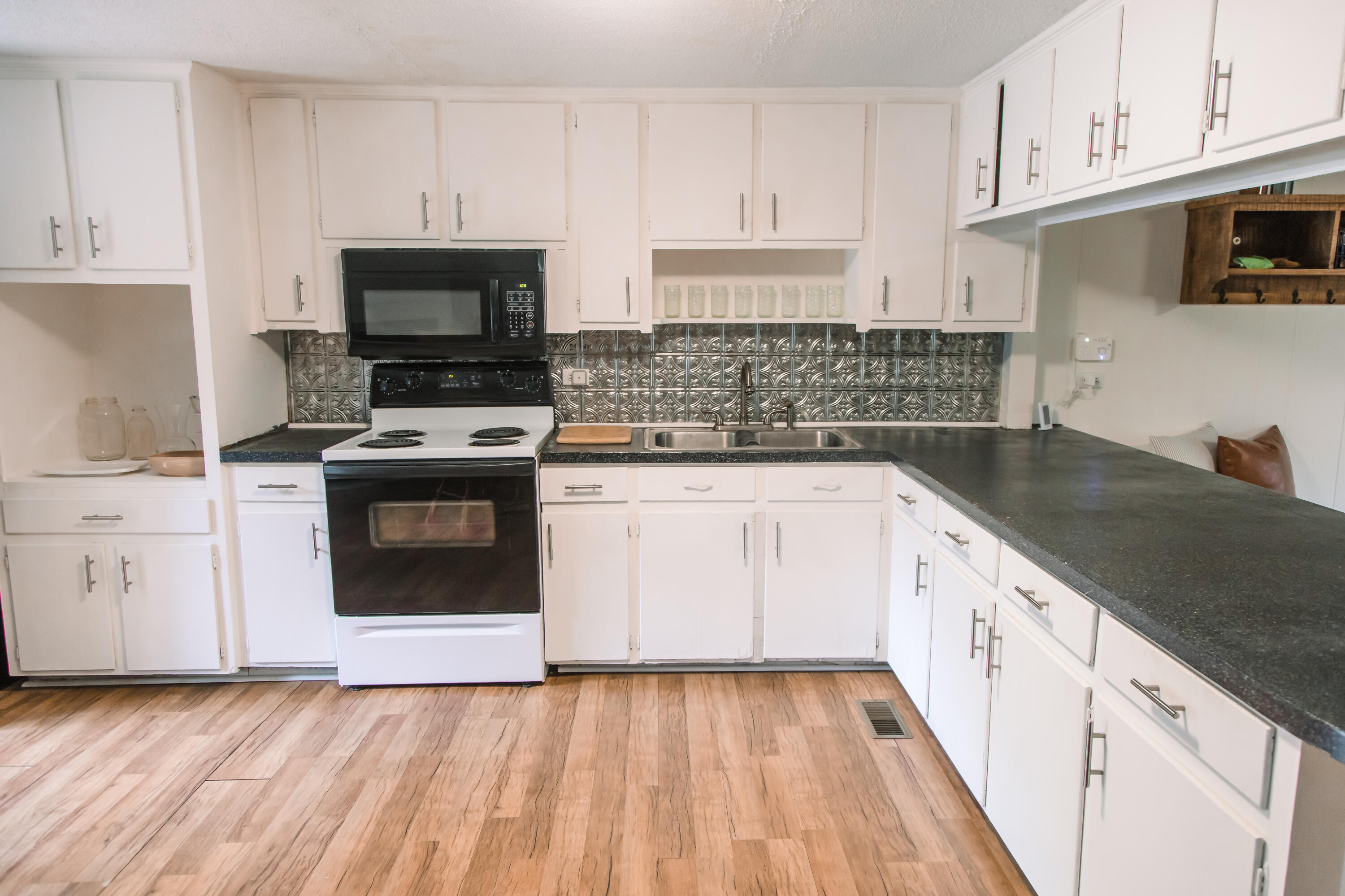 2269 Highway 61 Ridgeville, SC 29472 - Photo 11 of 100 Melissa Miley Photo-34