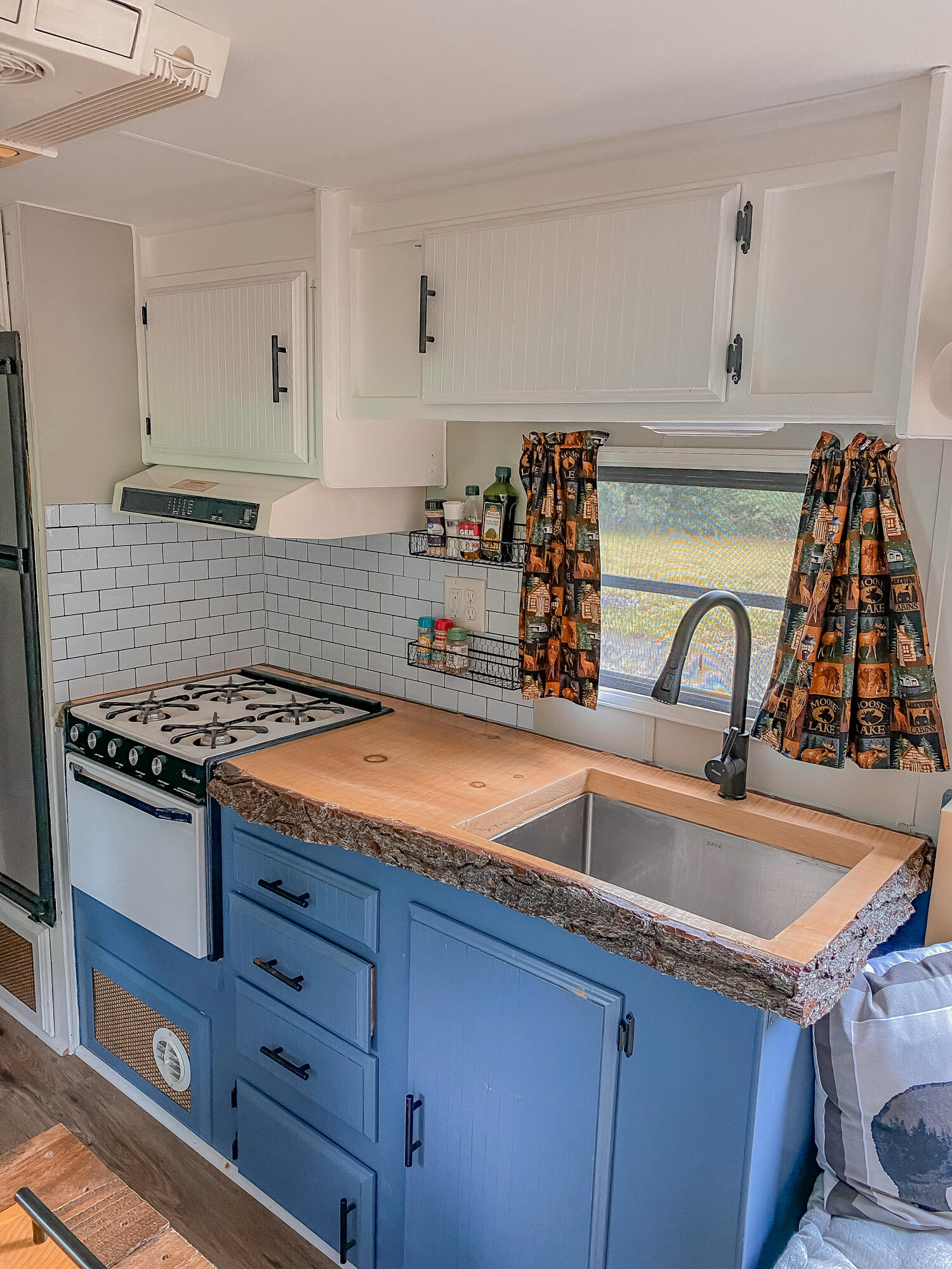 2269 Highway 61 Ridgeville, SC 29472 - Photo 63 of 100 MelissaMileyPhoto-147