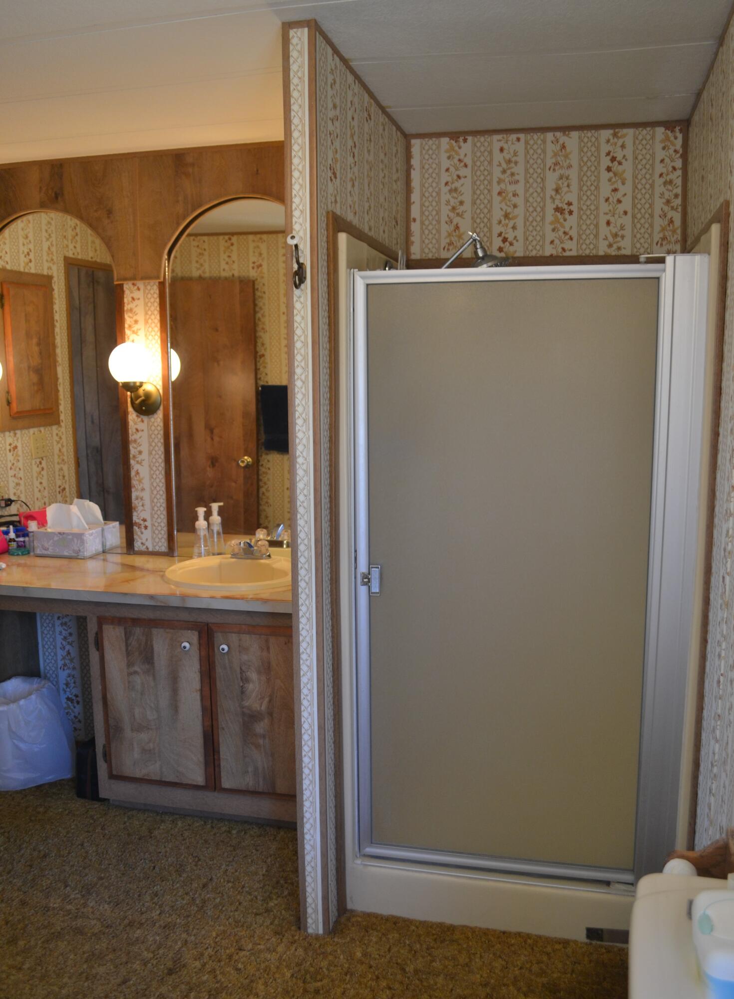 6232 C Street Lookout, CA 96054 - Photo 28 of 36 44