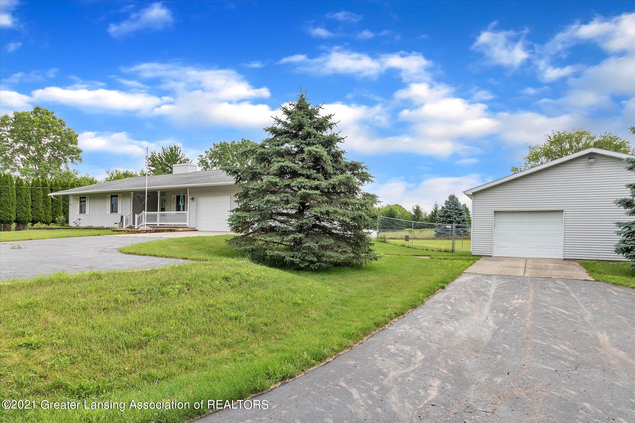 2747 South Edgar Road Mason, MI 48854 - Photo 5 of 72 05-2747 S Edgar Rd-WindowStill-Real-Esta