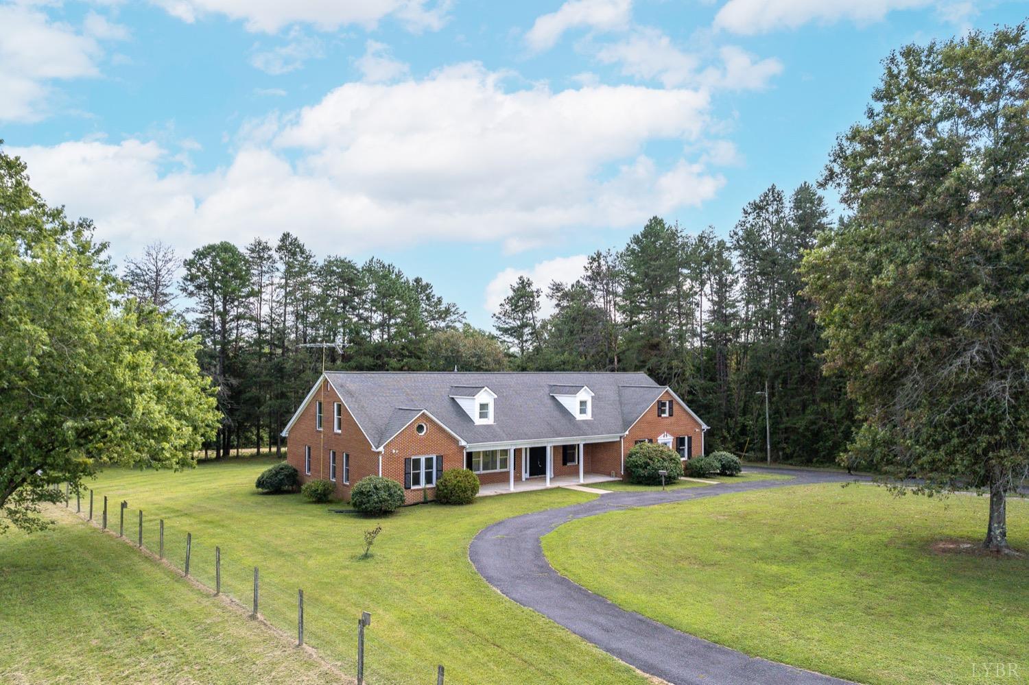 1309 White Fall Road Gretna, VA 24557 - Photo 2 of 64