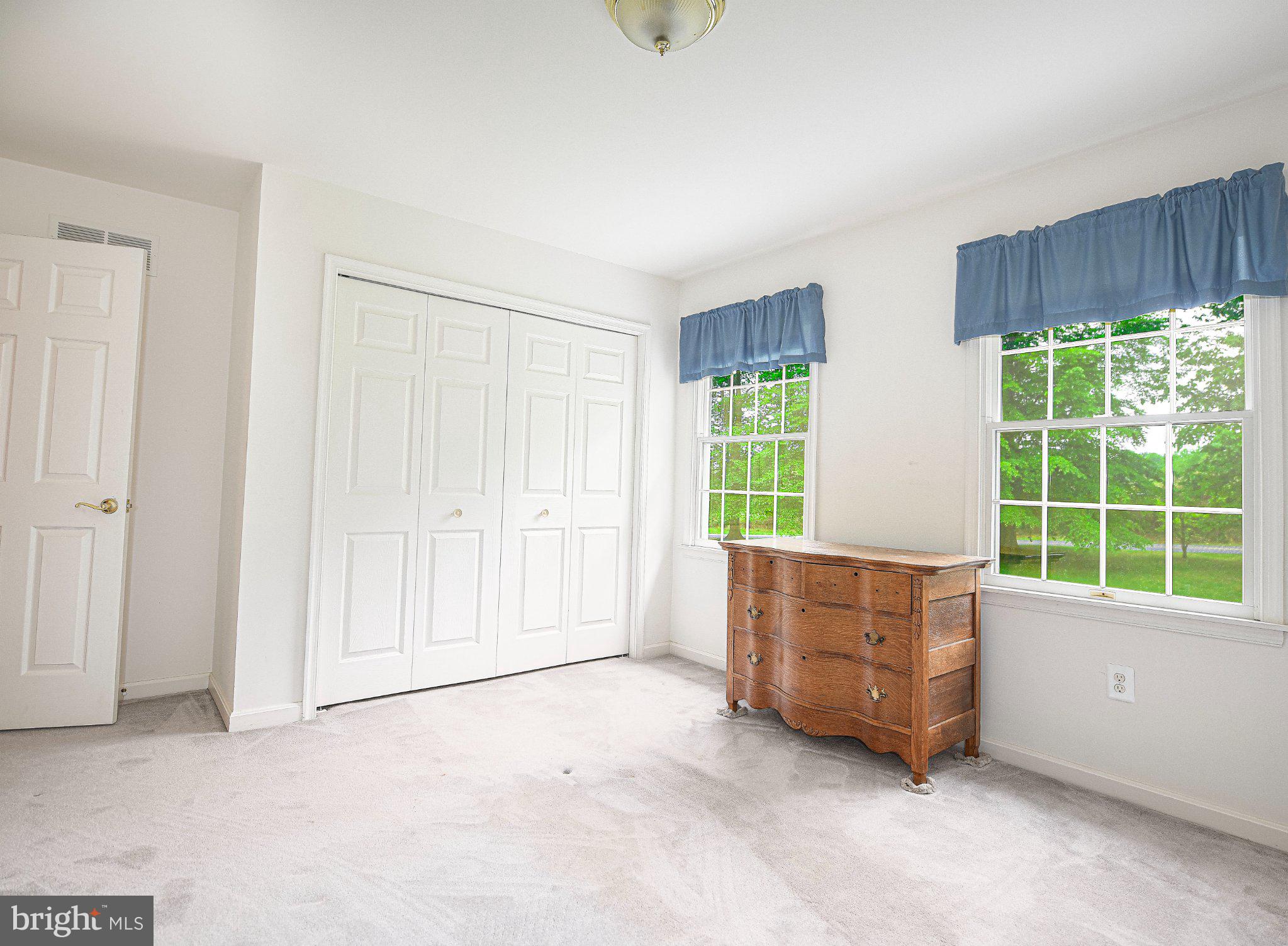 711 Gilbert Road Aberdeen, MD 21001 - Photo 13 of 54 an empty room with furniture and windows