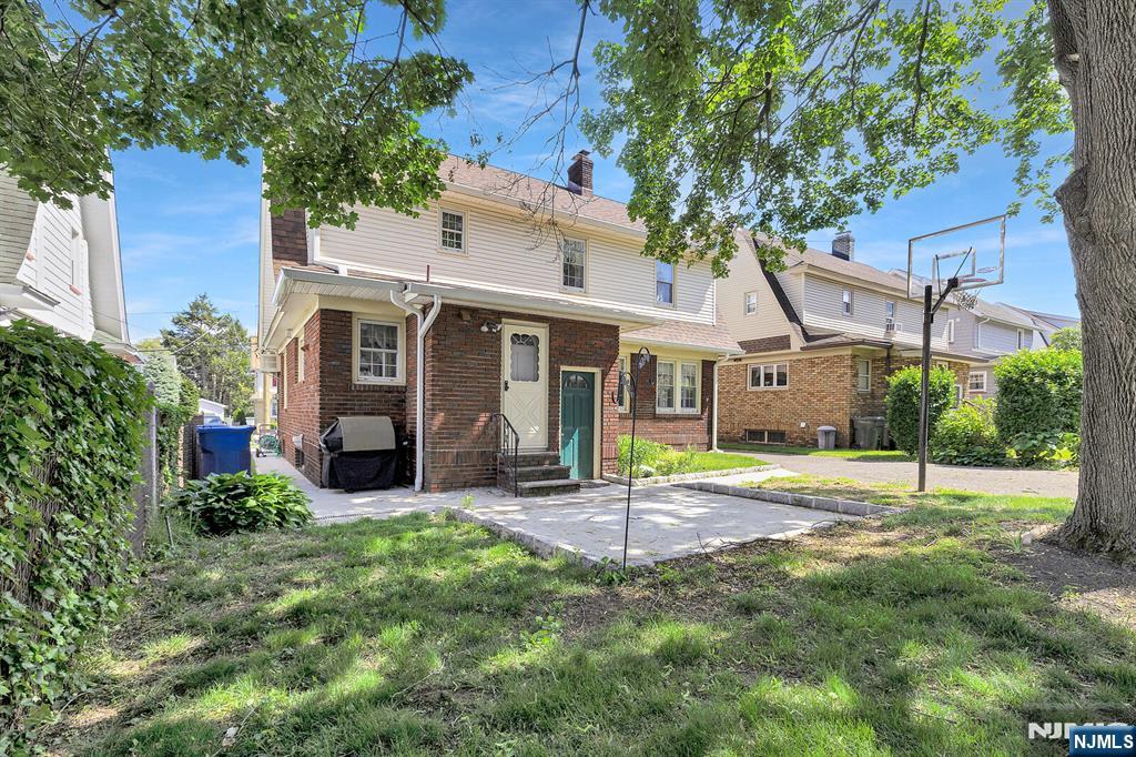 106 Maple Street Rutherford, NJ 07070 - Photo 46 of 50