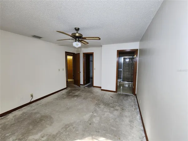 $132,500 | 3800 East Silver Springs Boulevard, Unit 8, Ocala, FL 34470