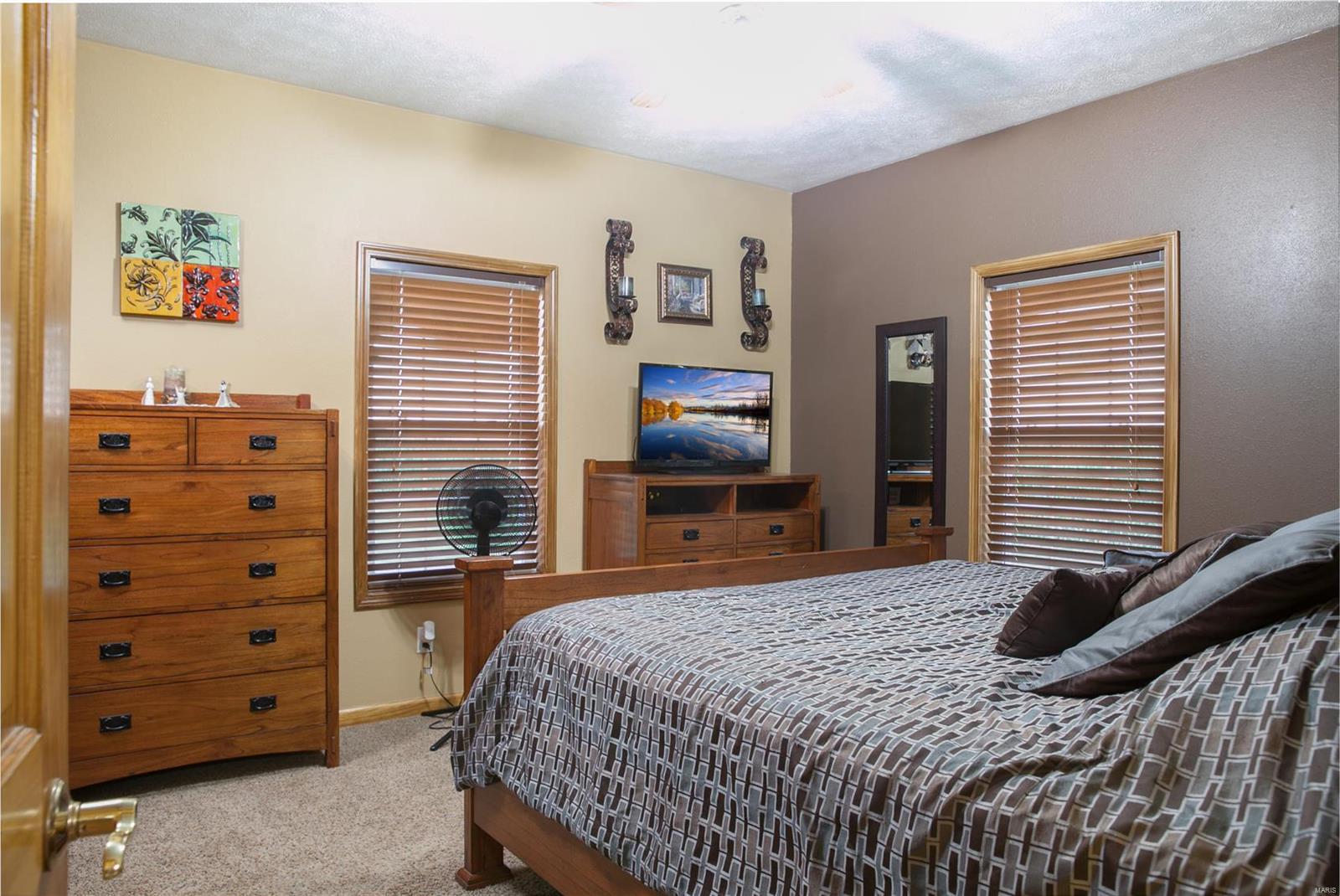 11879 Luettinger Road Trenton, IL 62293 - Photo 22 of 50