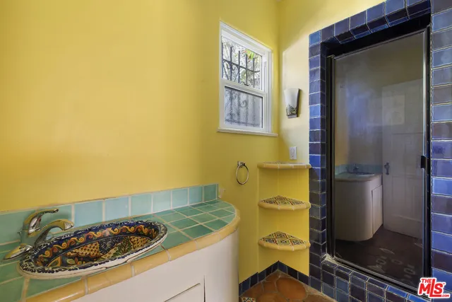 $1,495,000 | 3322 Charleston Way, Los Angeles, CA 90068