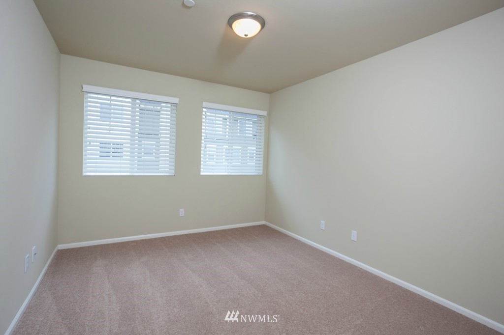 10711 Ross Road, Unit B Bothell, WA 98011 - Photo 14 of 19