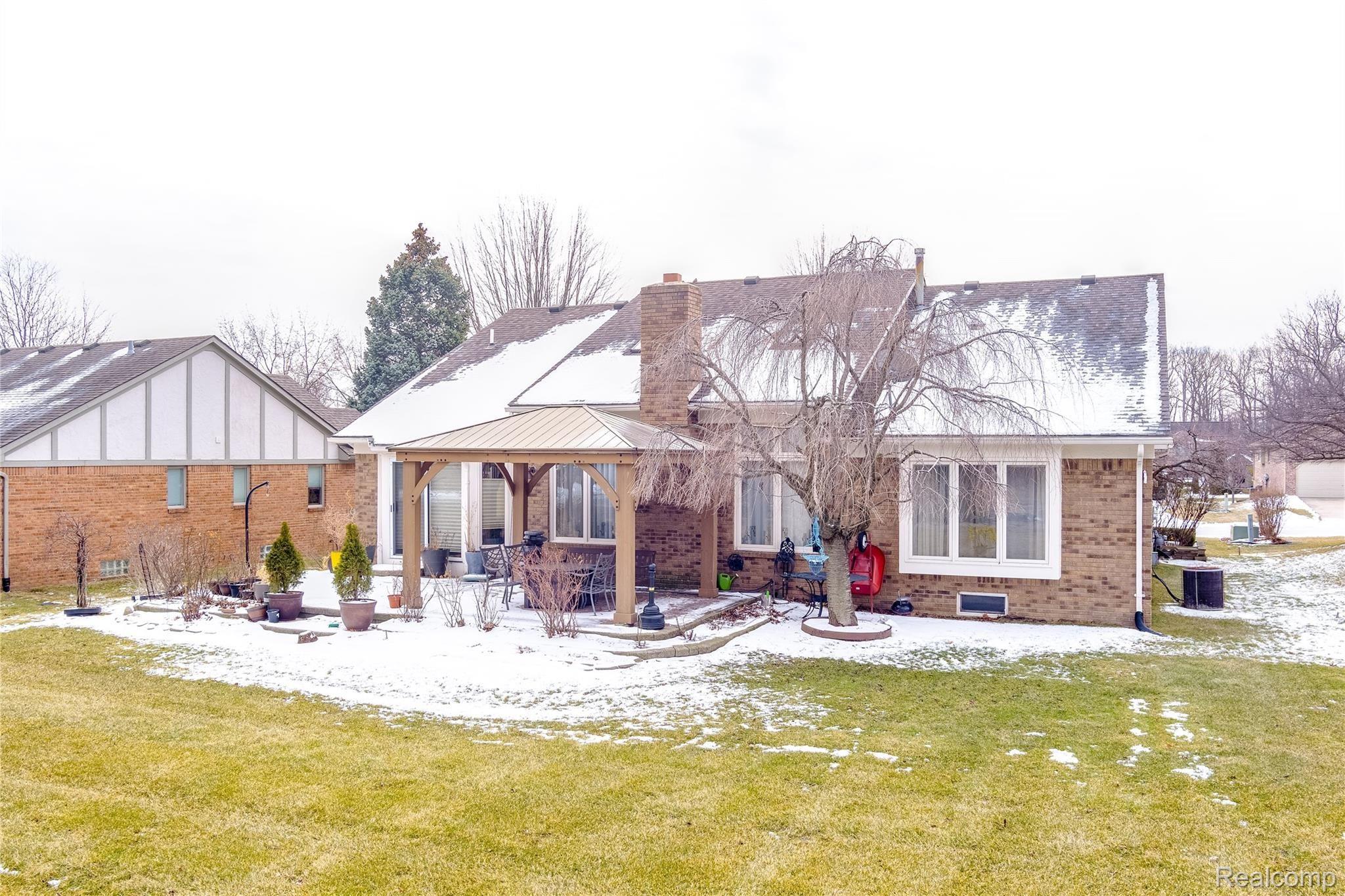 541 Lexington Drive Rochester, MI 48307 - Photo 12 of 58 541 Lexington-1-11.jpg