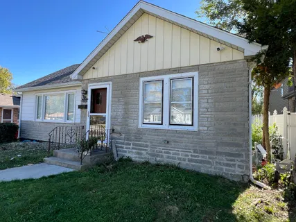 $214,900 | 7125 113th Street, Worth, IL 60482