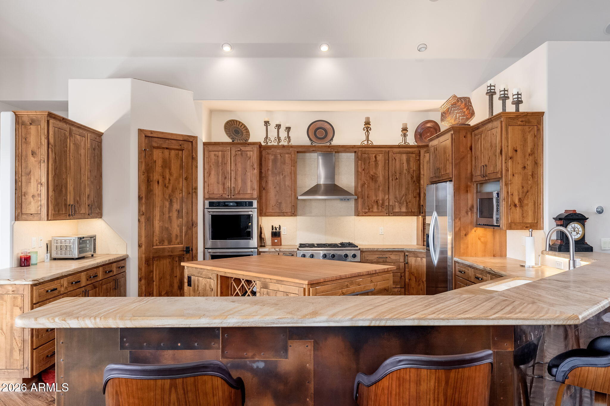 3000 East Thunder Point Payson, AZ 85541 - Photo 11 of 105 a living room with stainless steel appliances kitchen island granite countertop furniture and a kitchen view