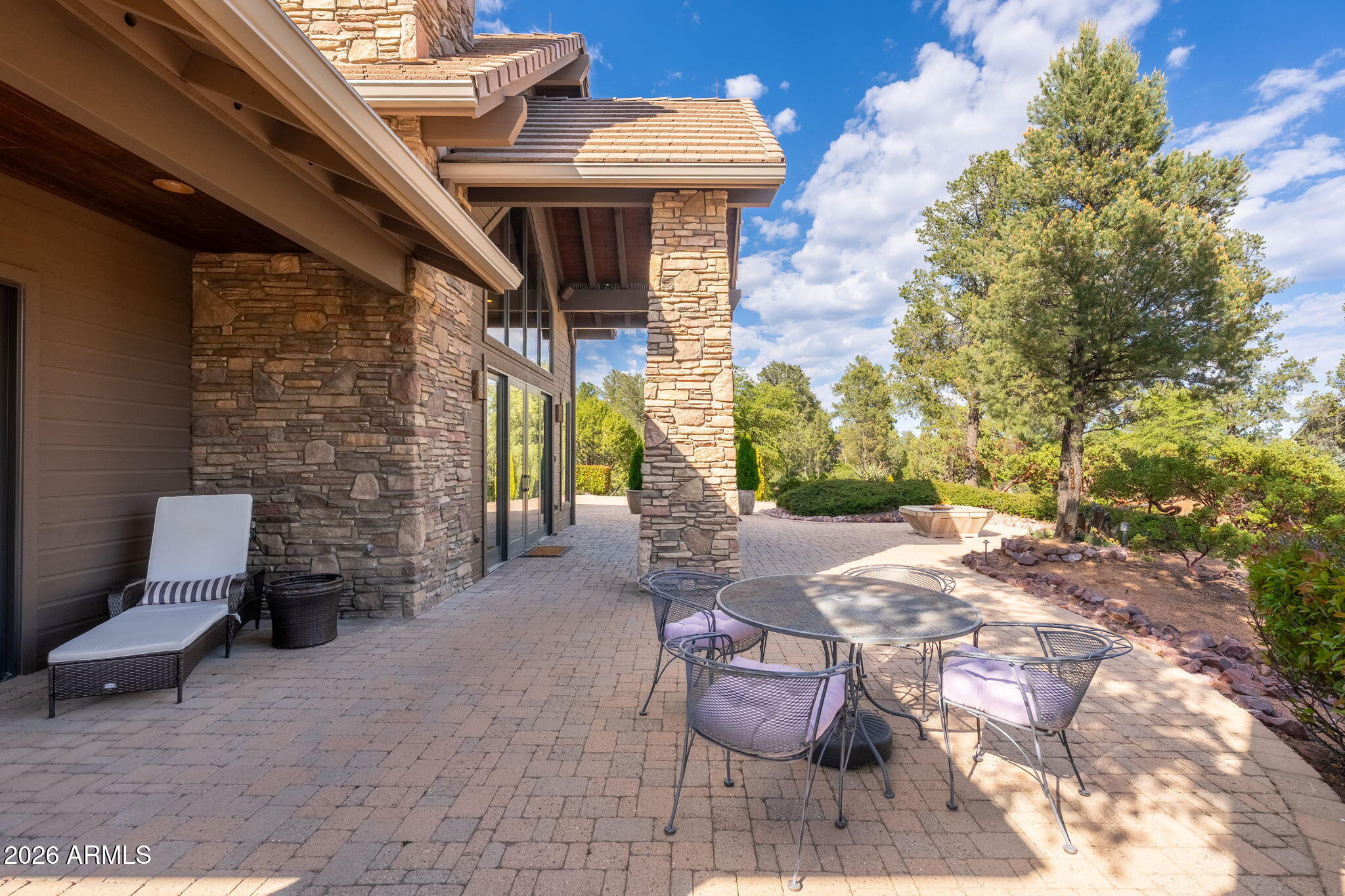 3000 East Thunder Point Payson, AZ 85541 - Photo 53 of 105 a front view of a house with seating space