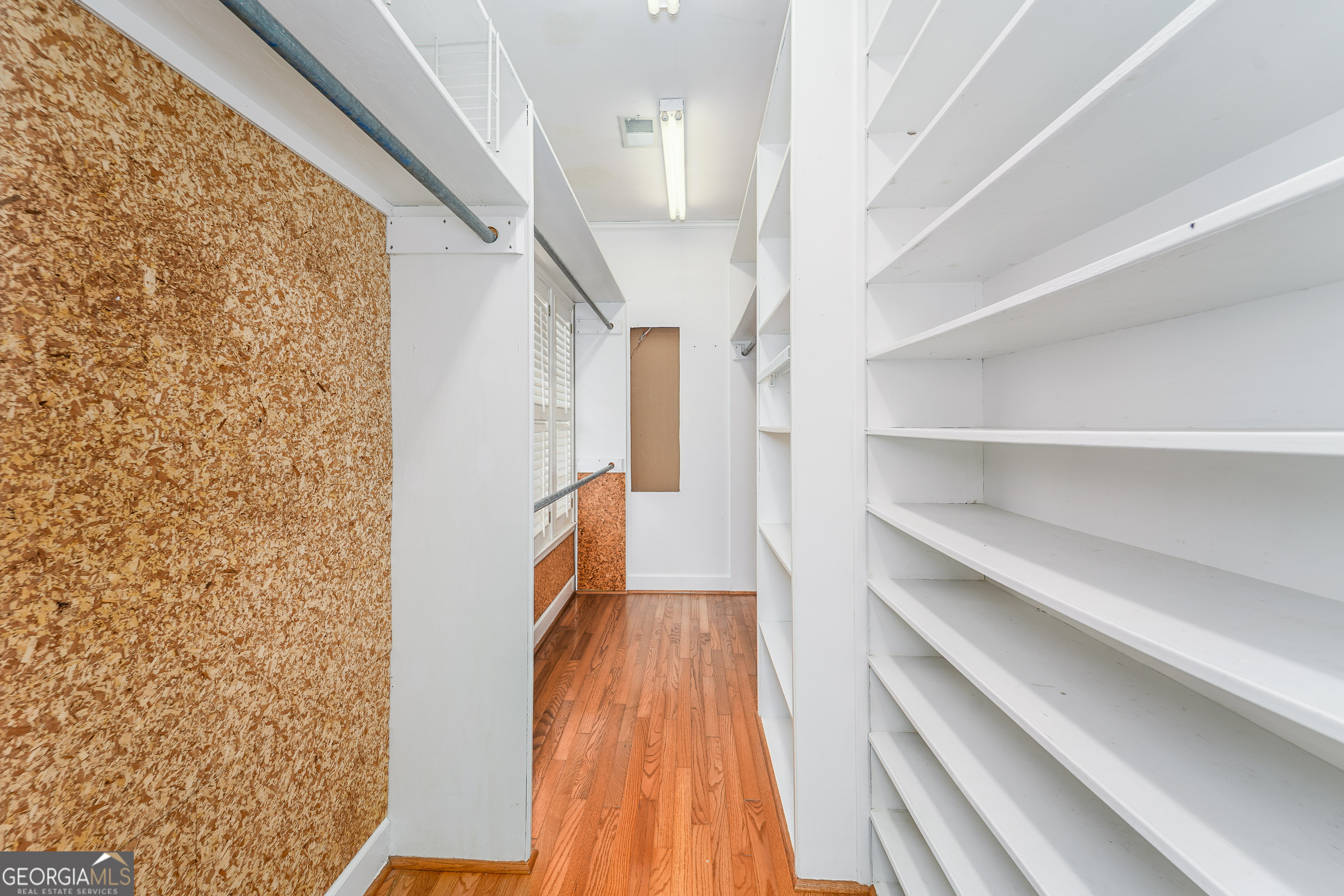 1602 Ward St Extension West Douglas, GA 31533 - Photo 54 of 70 a view of entryway with wooden floor