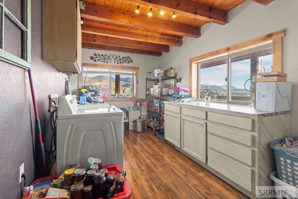 699 Stephens Road Challis, ID 83226 - Photo 11 of 37