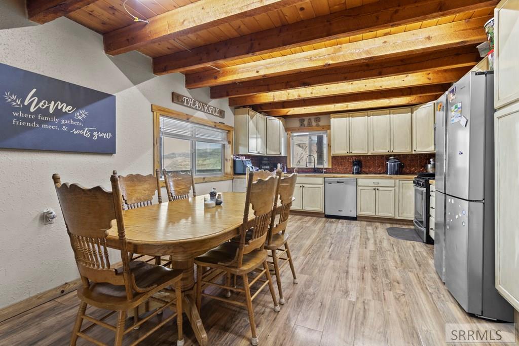 699 Stephens Road Challis, ID 83226 - Photo 7 of 37