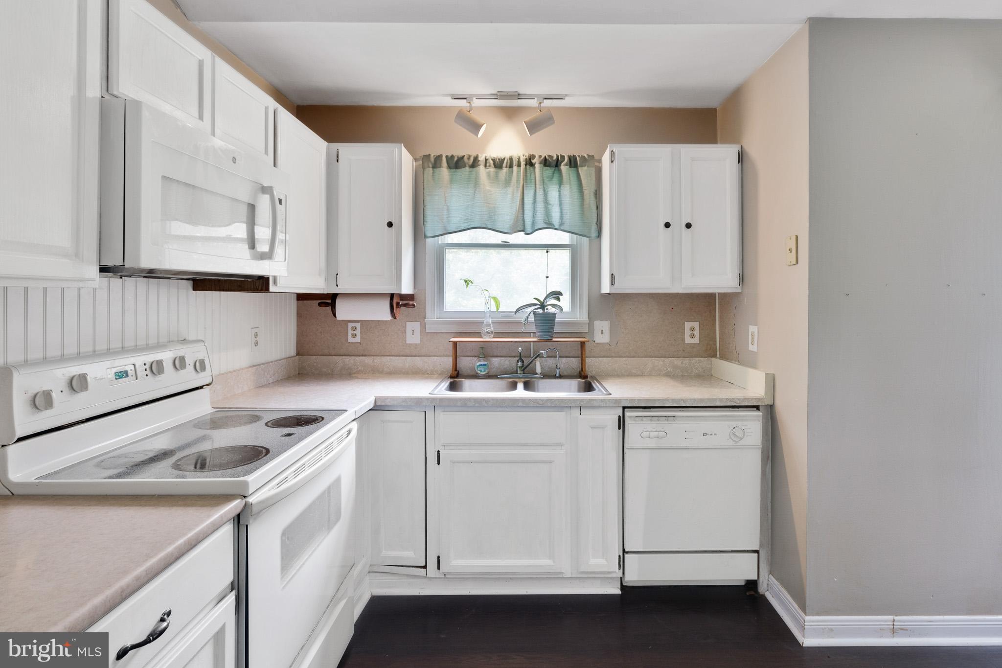1332 Elk Forest Road Elkton, MD 21921 - Photo 17 of 20 Kitchen