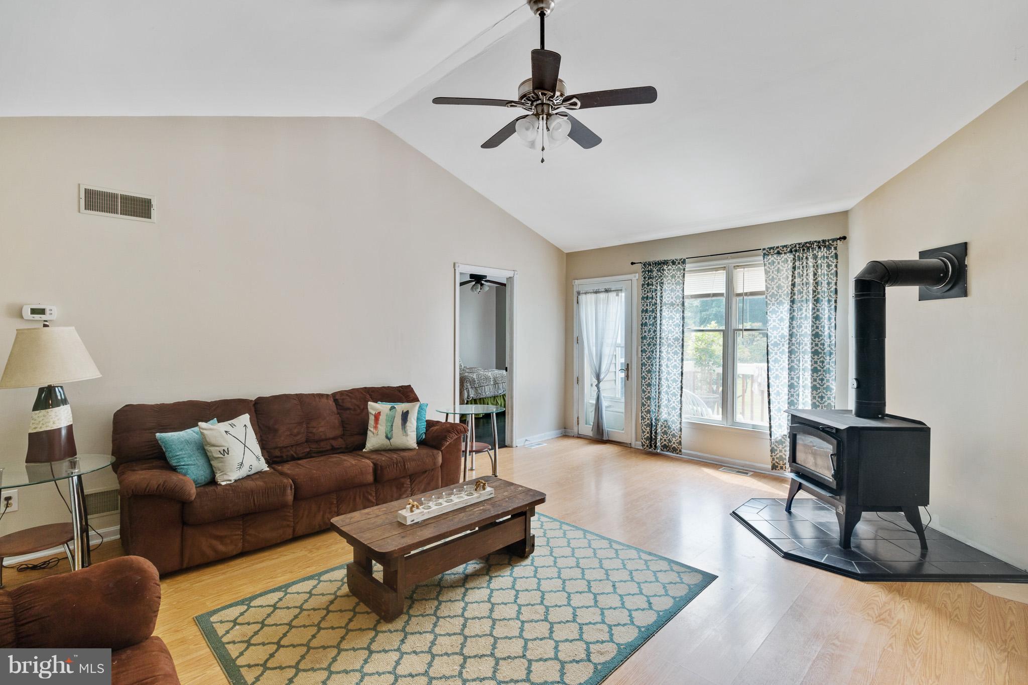 1332 Elk Forest Road Elkton, MD 21921 - Photo 10 of 20 Living Room
