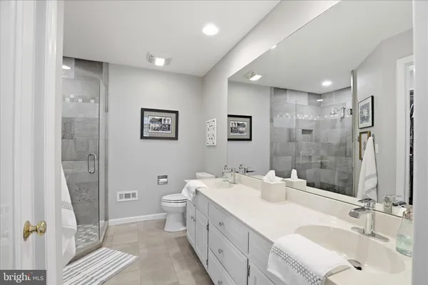 $399,900 | 61 Deer Ford Drive, Lancaster, PA 17601