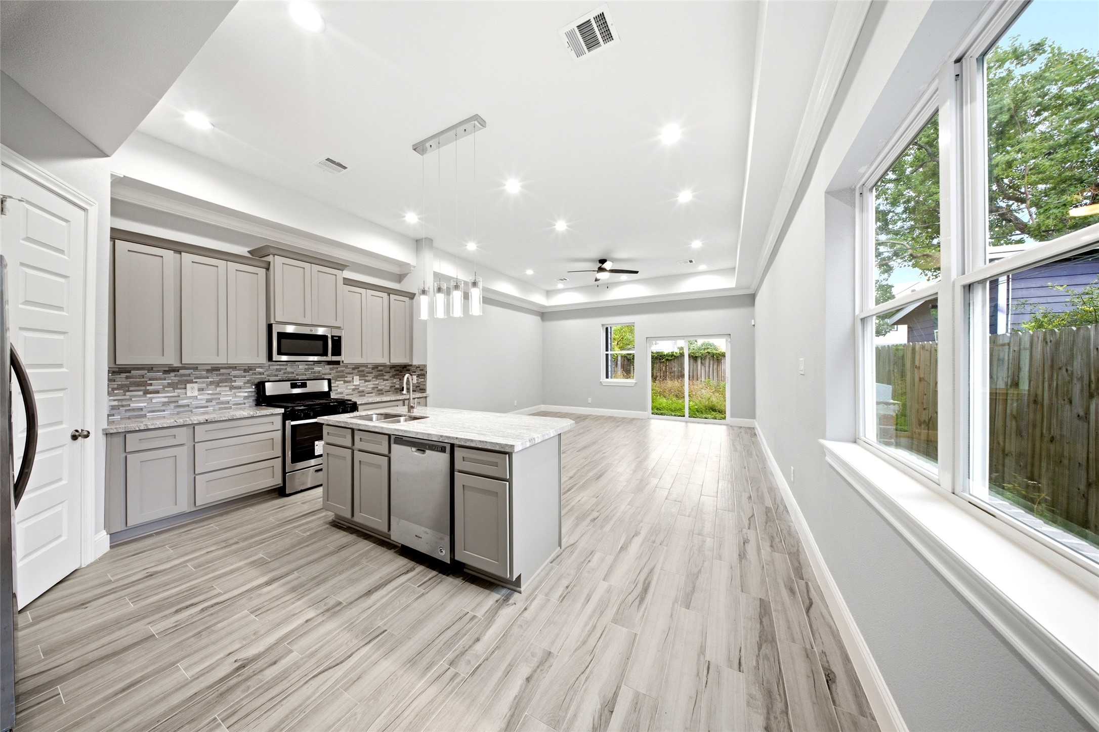 2811 Wichita Street Houston, TX 77004 - Photo 4 of 18