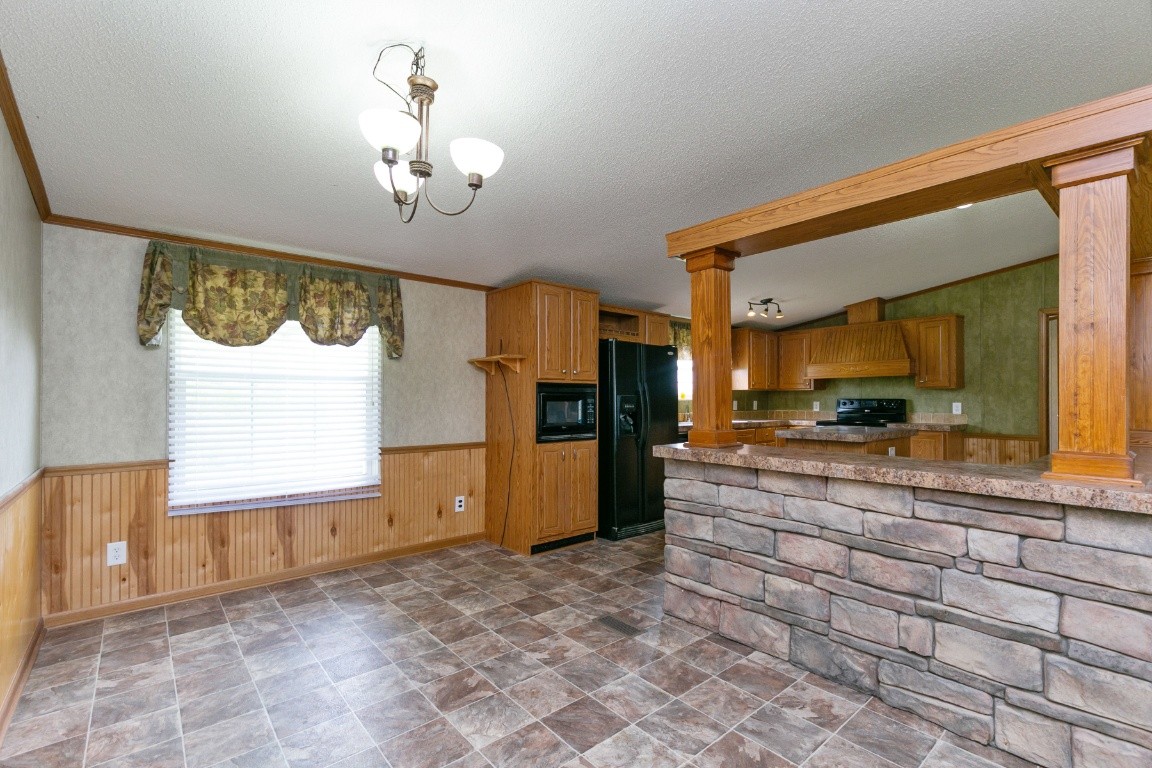 399 Calvert Ridge Road Westmoreland, TN 37186 - Photo 11 of 31 a view of a living room and window