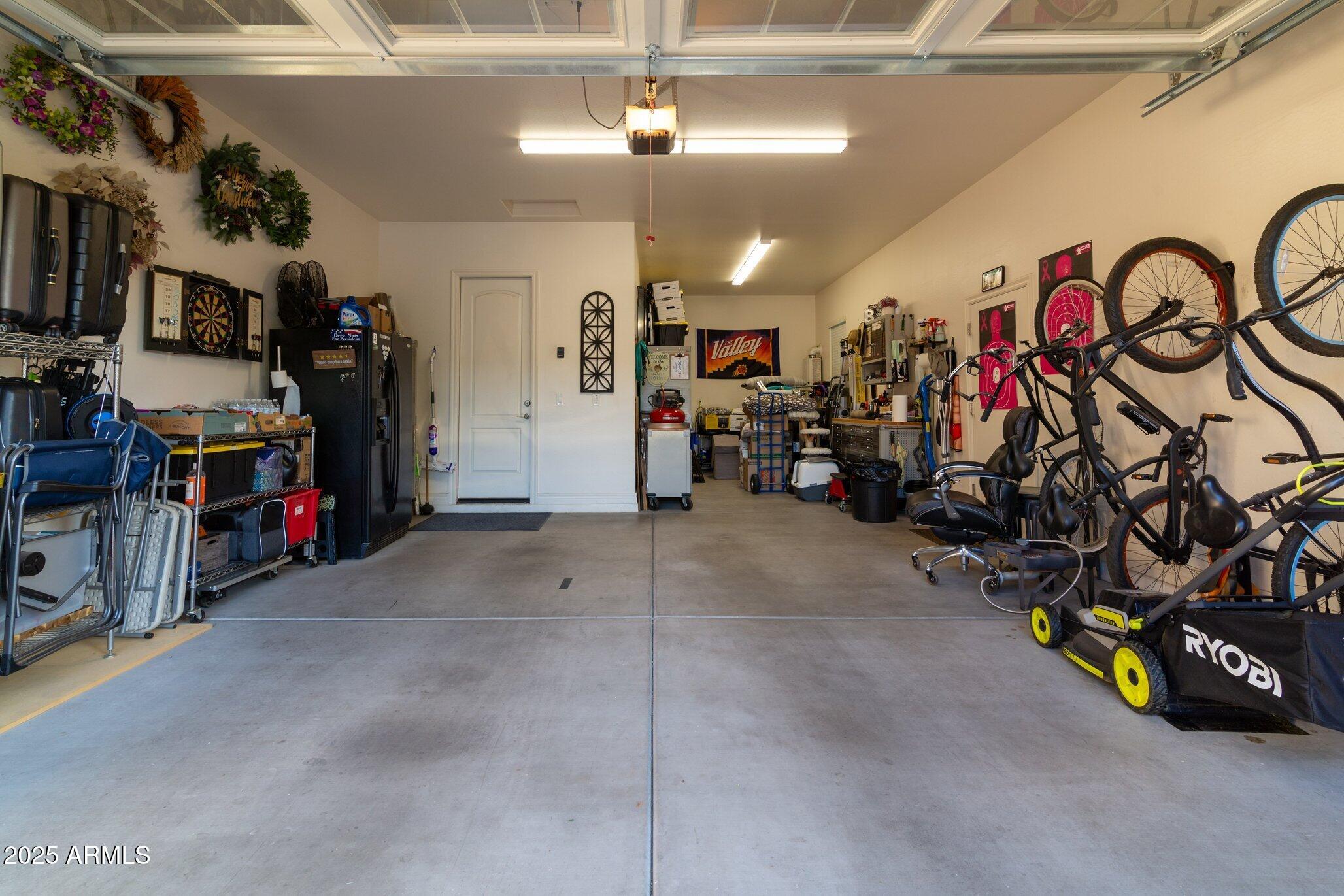 3437 East Appaloosa Road Gilbert, AZ 85296 - Photo 38 of 47 a view of a room with gym equipment