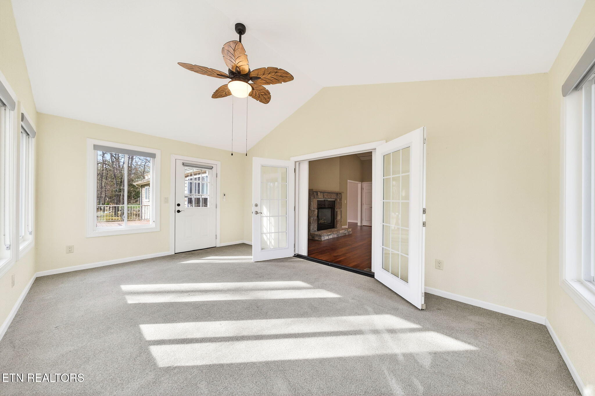 104 Hickory Ridge Lane Crossville, TN 38558 - Photo 15 of 36 Sunroom (2)