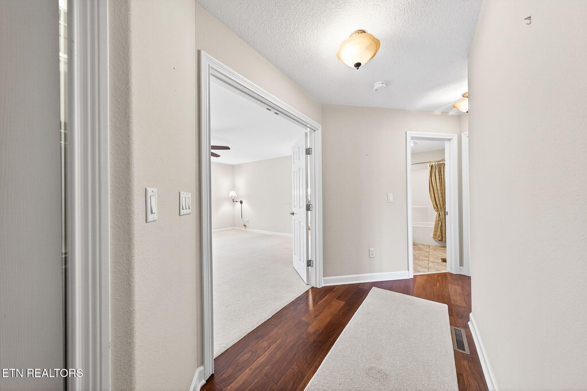 104 Hickory Ridge Lane Crossville, TN 38558 - Photo 16 of 36 Hallway