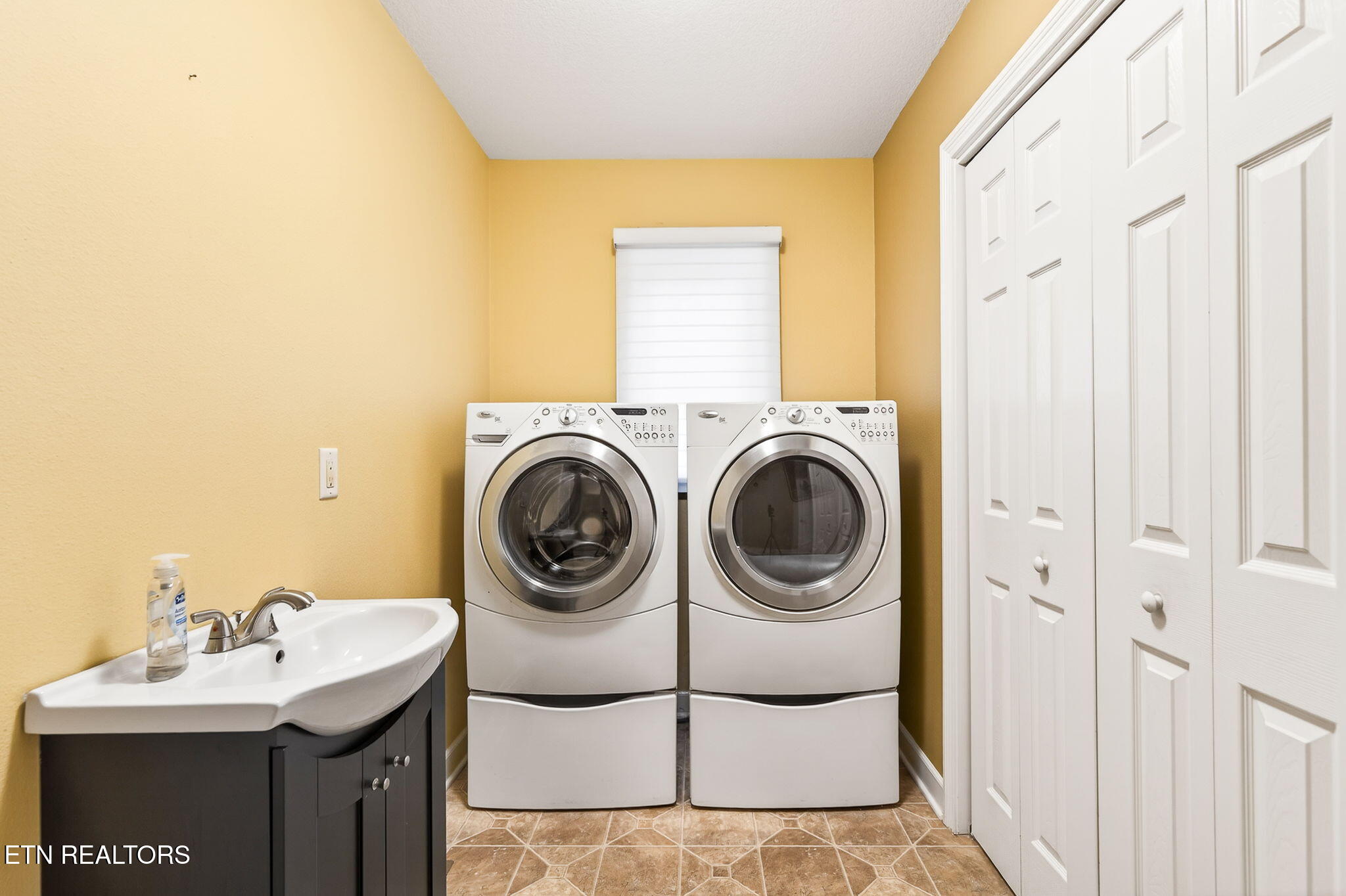 104 Hickory Ridge Lane Crossville, TN 38558 - Photo 30 of 36 Laundry Room