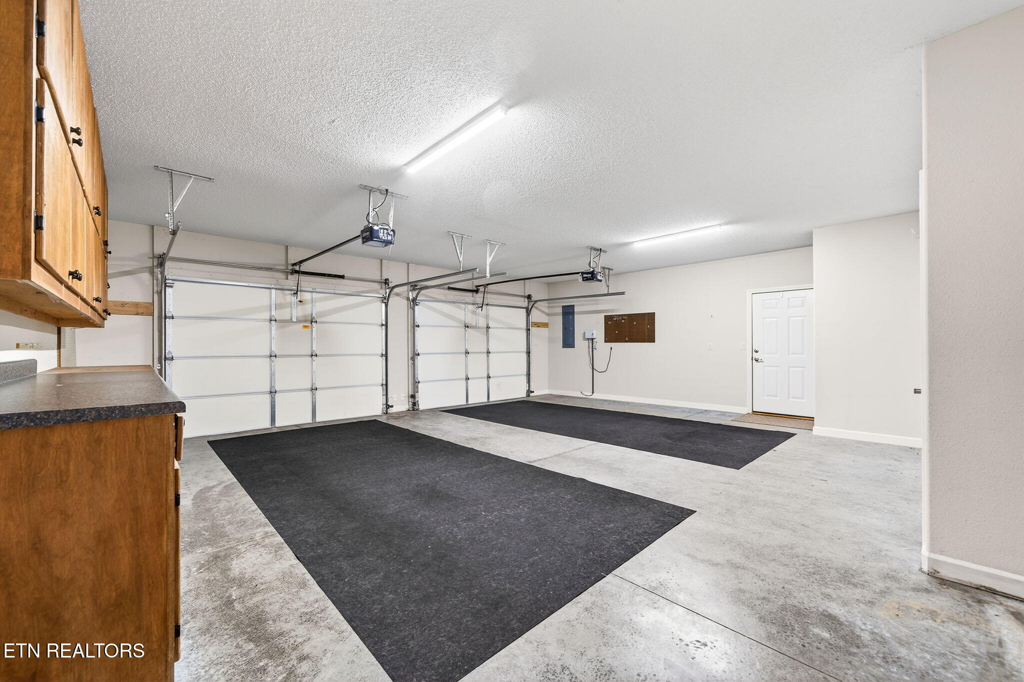 104 Hickory Ridge Lane Crossville, TN 38558 - Photo 31 of 36 Garage (1)