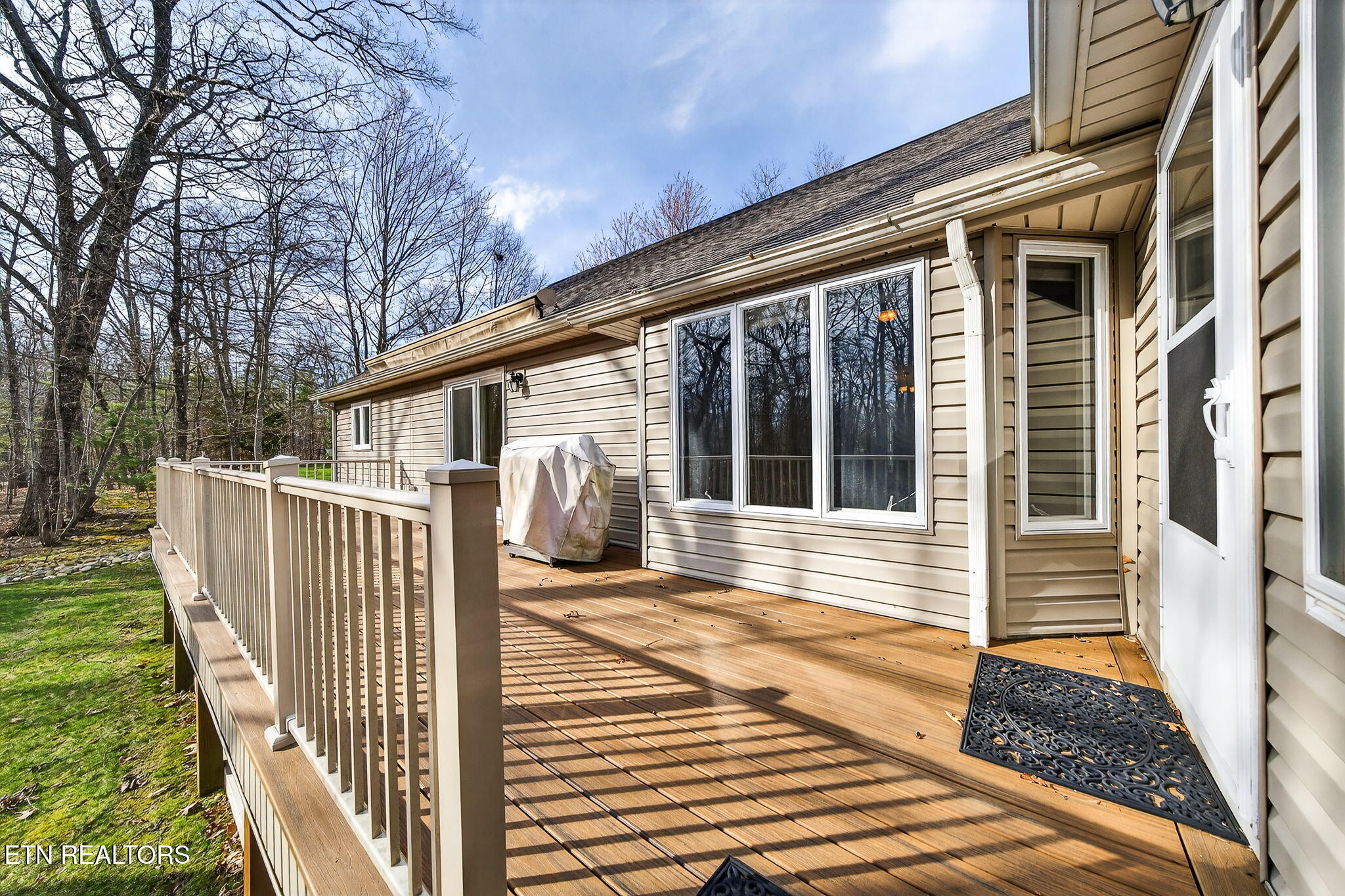 104 Hickory Ridge Lane Crossville, TN 38558 - Photo 33 of 36 Deck (1)