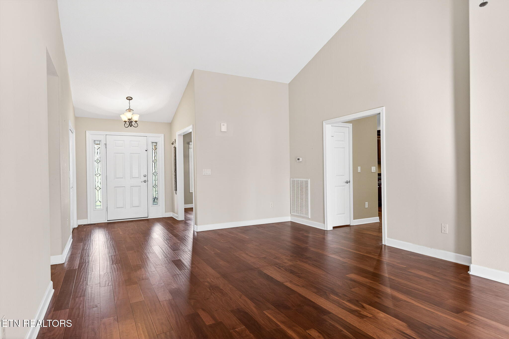 104 Hickory Ridge Lane Crossville, TN 38558 - Photo 6 of 36 Living Room (4)
