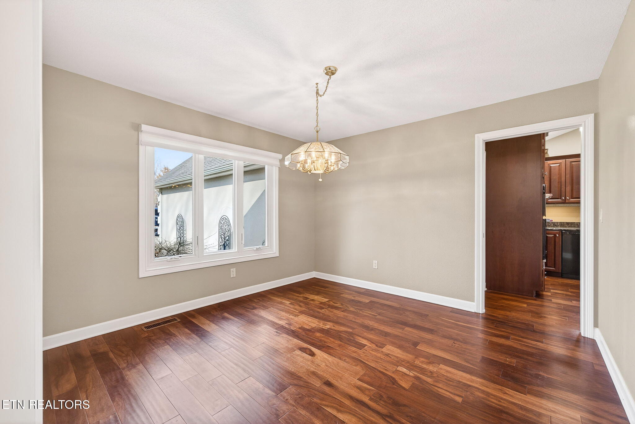 104 Hickory Ridge Lane Crossville, TN 38558 - Photo 7 of 36 Dining Room