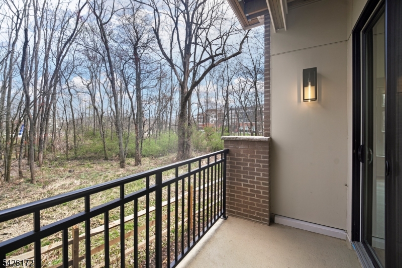 434 Springfield Avenue, Unit 146 Berkeley Heights, NJ 07922 - Photo 32 of 32 a view of a porch