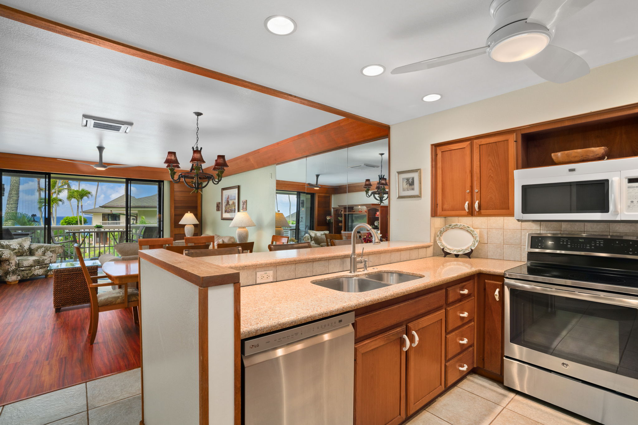 2221 Kapili Road, Unit 22 Koloa, HI 96756 - Photo 14 of 29