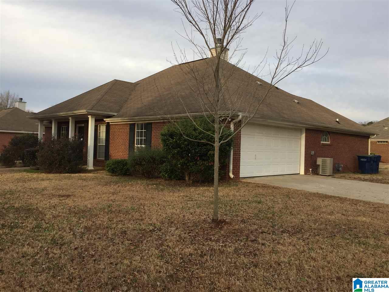 201 Silverstone Lane Alabaster, AL 35007 - Photo 2 of 2