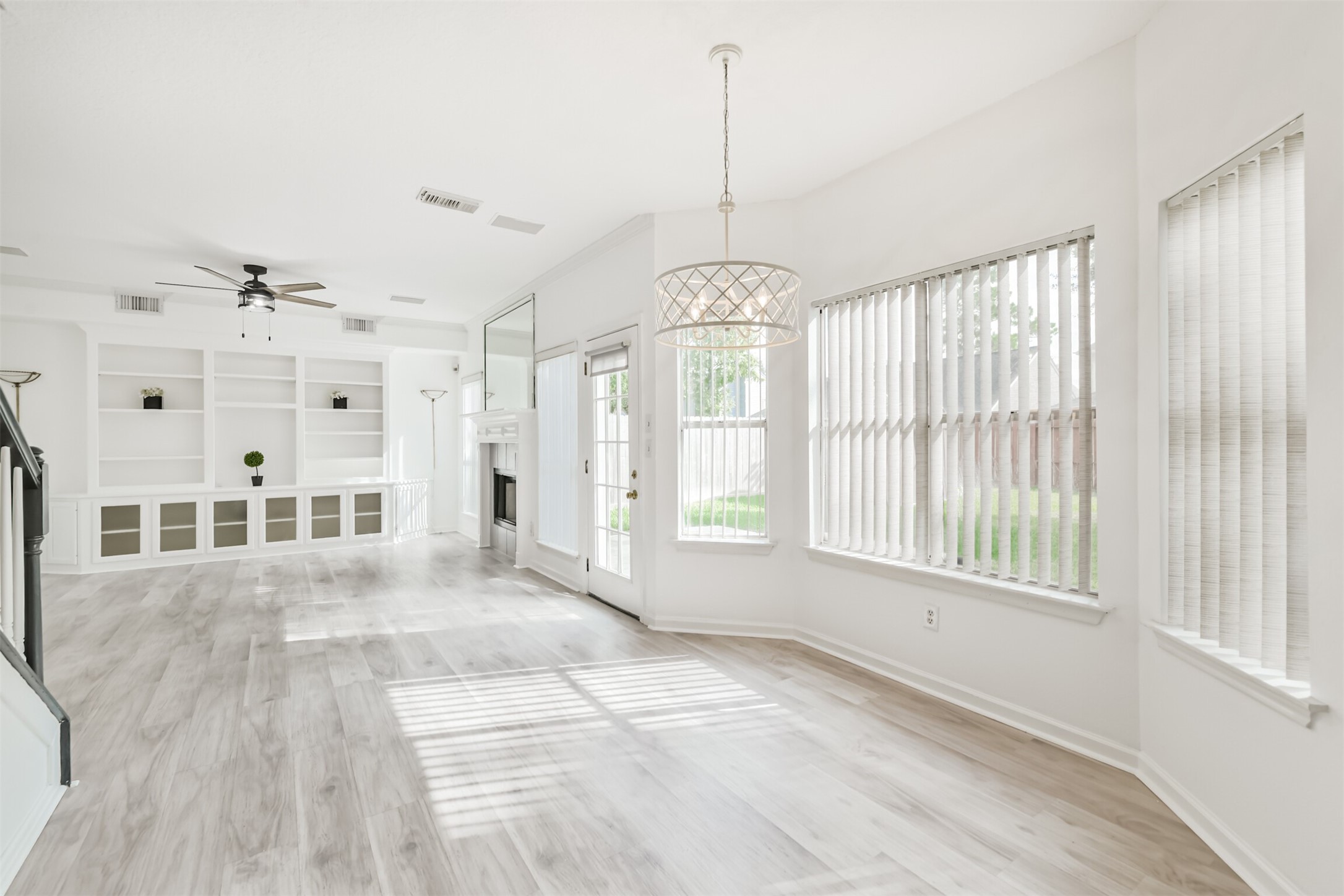 1747 Rushworth Drive Houston, TX 77014 - Photo 11 of 28