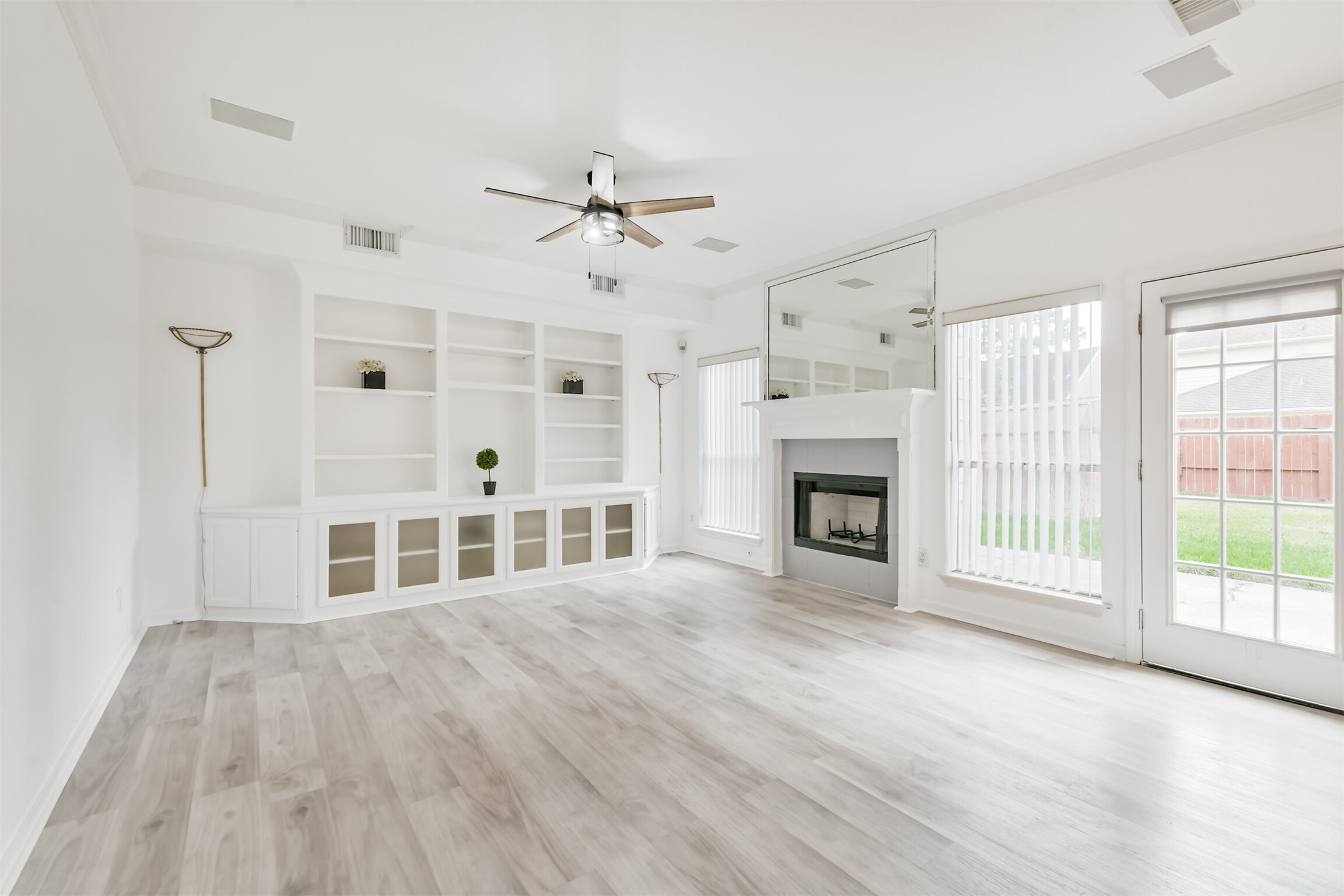 1747 Rushworth Drive Houston, TX 77014 - Photo 12 of 28