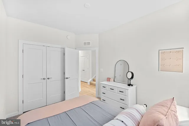 $715,000 | 308 Nebeiolo Terrace Southeast, Leesburg, VA 20175