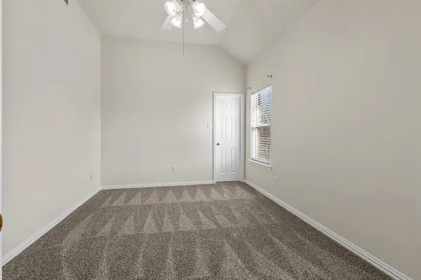 $2,600 | 121 Wildwood Court, Grapevine, TX 76051