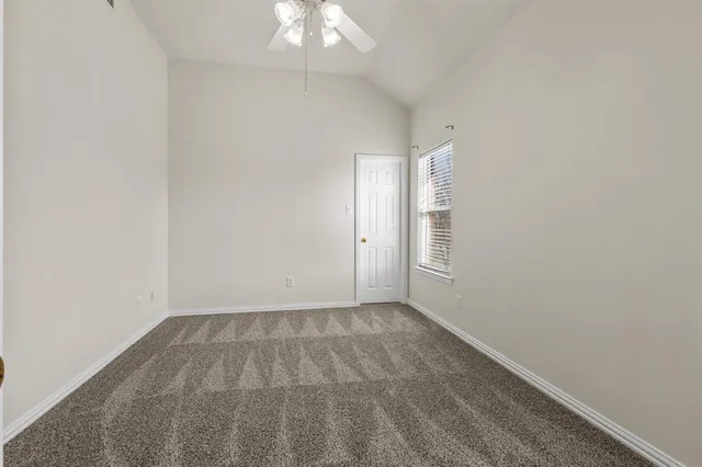 $2,600 | 121 Wildwood Court, Grapevine, TX 76051