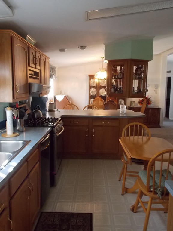 16 Amber Way Raynham, MA 02767 - Photo 13 of 22 Gallery Image 13