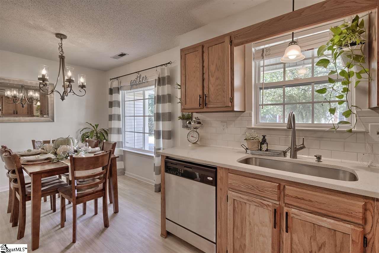 609 Riverside Chase Circle Greer, SC 29650 - Photo 14 of 33