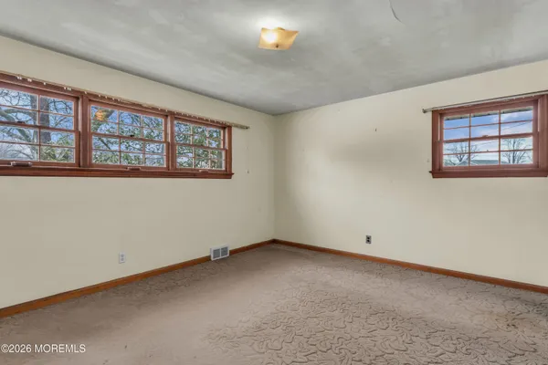 $500,000 | 45 Beechwood Terrace, Matawan, NJ 07747