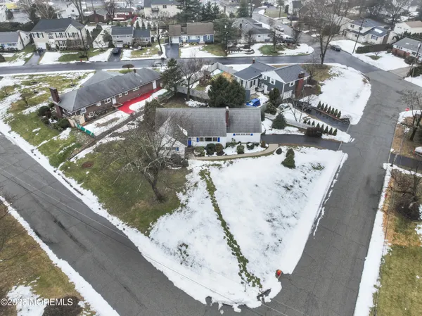 $500,000 | 45 Beechwood Terrace, Matawan, NJ 07747