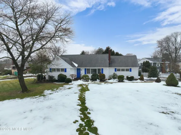 $500,000 | 45 Beechwood Terrace, Matawan, NJ 07747