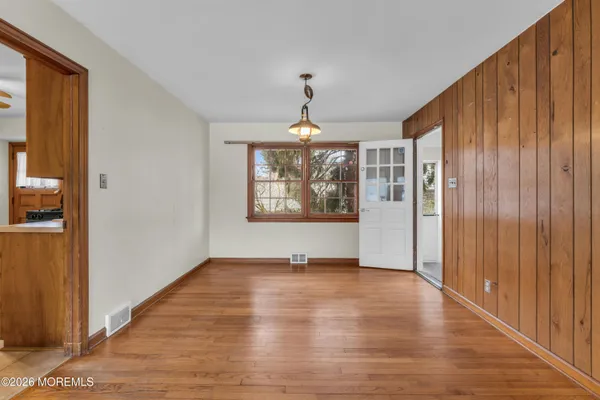 $500,000 | 45 Beechwood Terrace, Matawan, NJ 07747