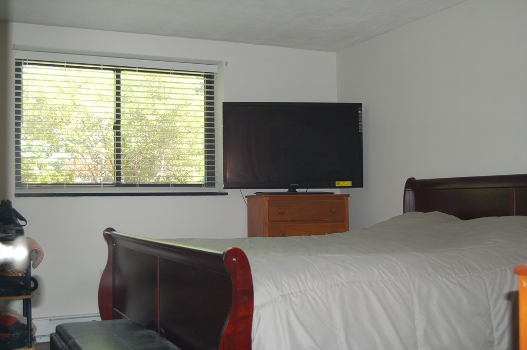1323 Worcester Road, Unit F2 Framingham, MA 01701 - Photo 8 of 10