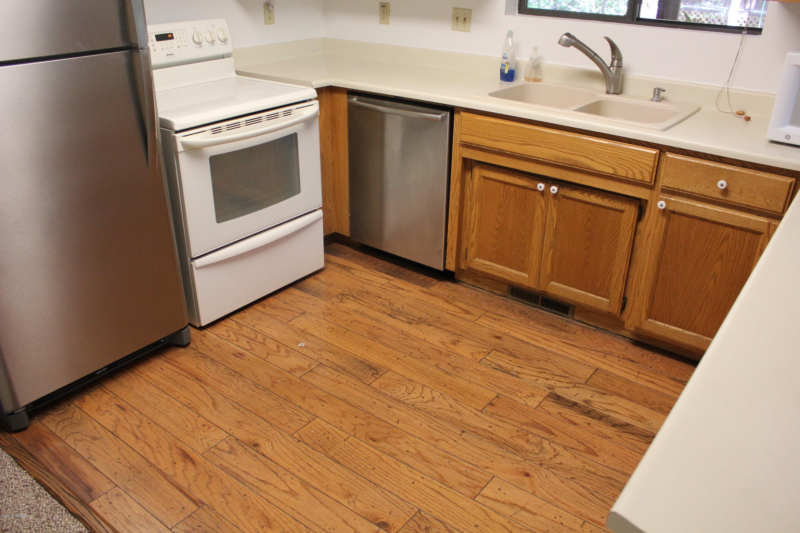 3832 Turkey Track Road Pinetop, AZ 85935 - Photo 3 of 22 Gallery Image 3