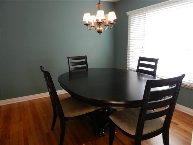 2567 Minerva Lake Road Columbus, OH 43231 - Photo 3 of 13